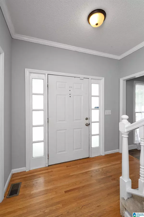 105 KENTWOOD TERRACE, Alabaster, AL 35007