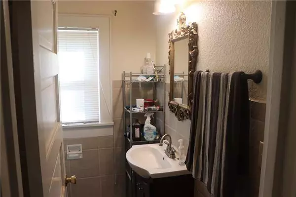 622 Grover ST, Warrensburg, MO 64093