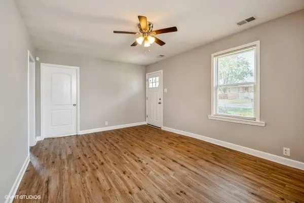 9057 Parkside Avenue, Oak Lawn, IL 60453