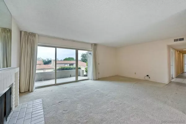17467 Plaza Dolores, San Diego, CA 92128