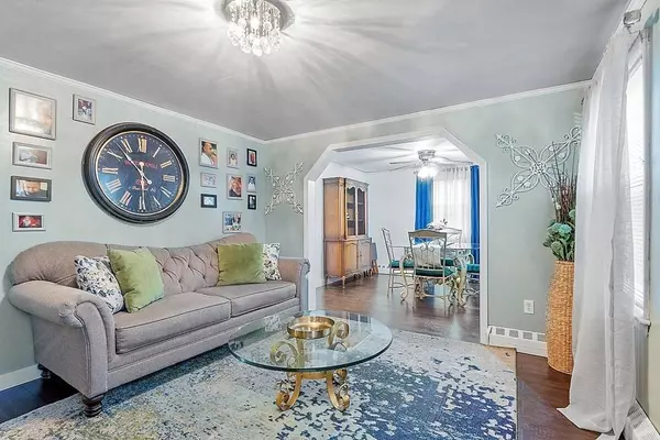 25 Lynn St, Lawrence, MA 01843