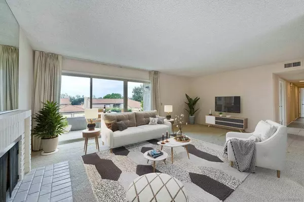 17467 Plaza Dolores, San Diego, CA 92128