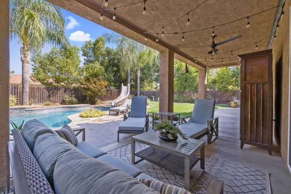 6138 W Delaware Court, Visalia, CA 93291