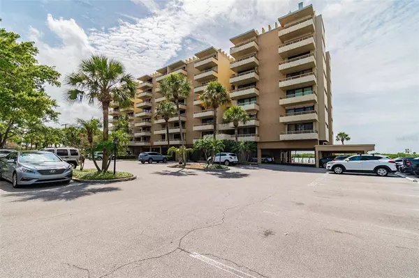 5701 MARINER ST #304, Tampa, FL 33609