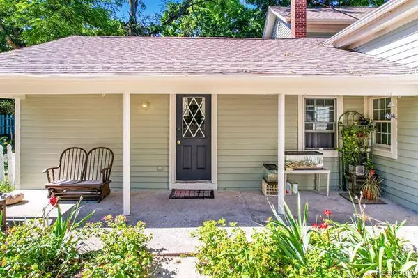 315 E WASHINGTON Street, Howell, MI 48843