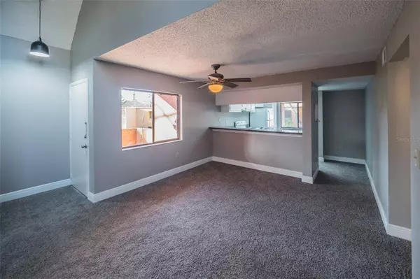 5880 WINDHOVER DR, Orlando, FL 32819