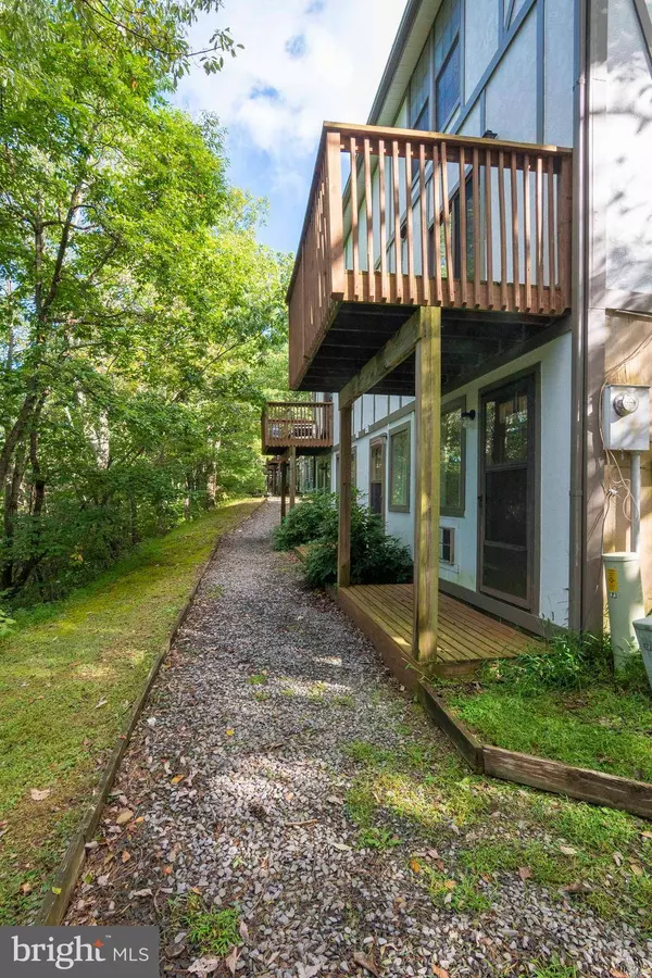 475-A KING #13A, Basye, VA 22810