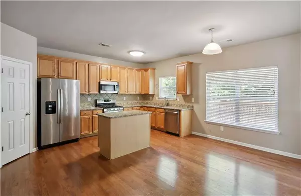 1320 Rocky Shoals LN, Suwanee, GA 30024