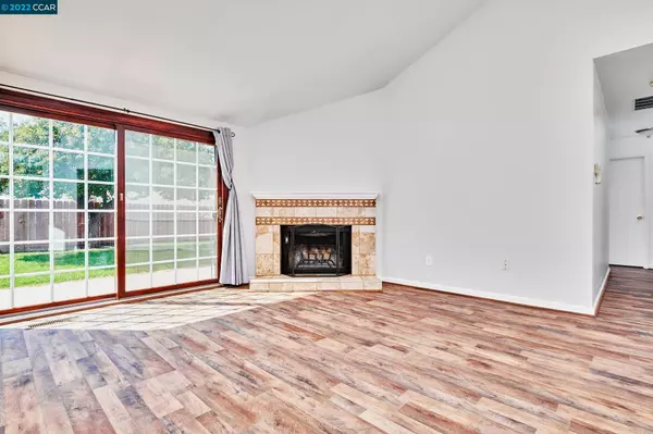 4557 Alder Dr, Oakley, CA 94561