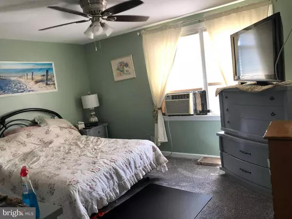 4213 ALDINE ST, Philadelphia, PA 19136