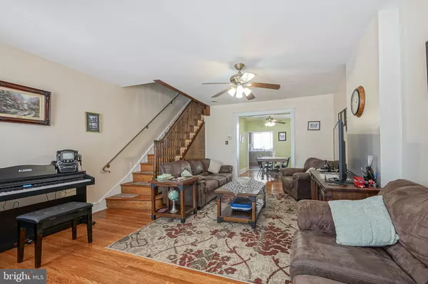 7042 CHARLES ST, Philadelphia, PA 19135