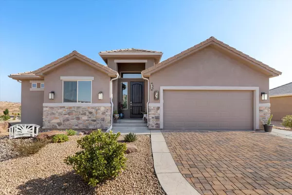 2261 S Tonaquint DR #32, St George, UT 84770