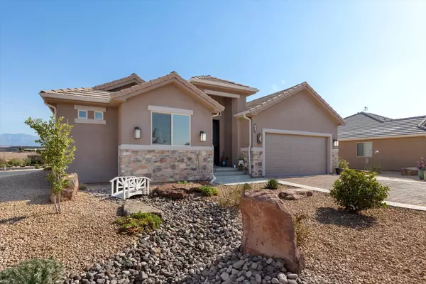 2261 S Tonaquint DR #32, St George, UT 84770