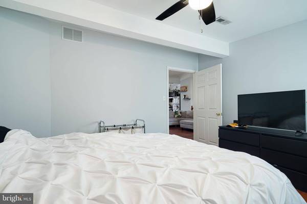 1212 S MILDRED ST, Philadelphia, PA 19147