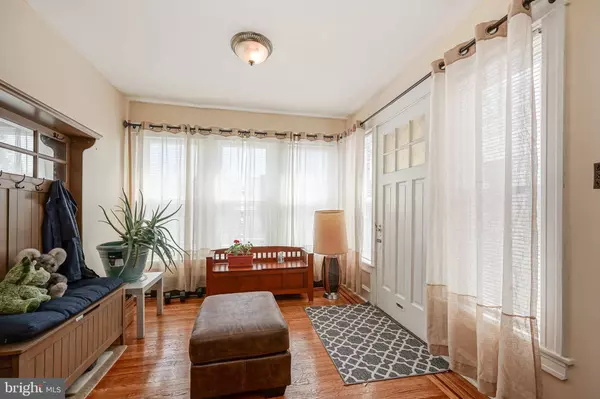 7042 CHARLES ST, Philadelphia, PA 19135