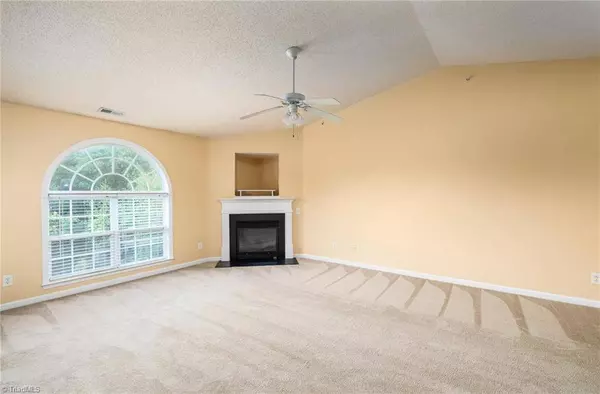 4315 Cedarcroft CT #3B, Greensboro, NC 27409