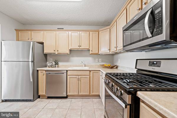 5225 POOKS HILL RD #723S, Bethesda, MD 20814