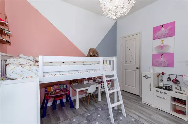 1644 SAPPHIRE STAR DR, Oviedo, FL 32765