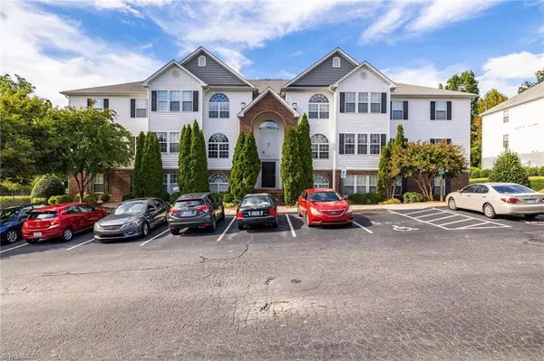 4315 Cedarcroft CT #3B, Greensboro, NC 27409