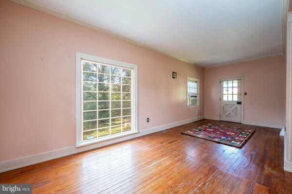 1415 PERKIOMENVILLE RD, Perkiomenville, PA 18074