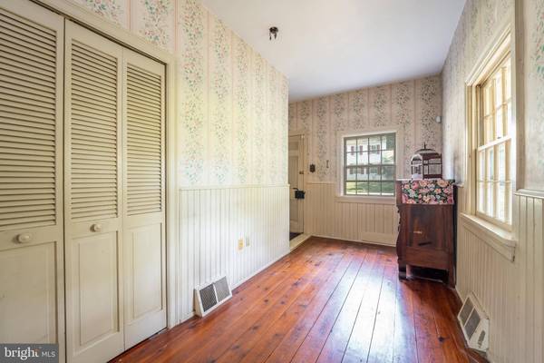 1415 PERKIOMENVILLE RD, Perkiomenville, PA 18074