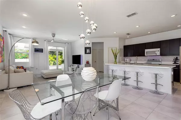 1644 SAPPHIRE STAR DR, Oviedo, FL 32765