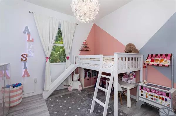 1644 SAPPHIRE STAR DR, Oviedo, FL 32765