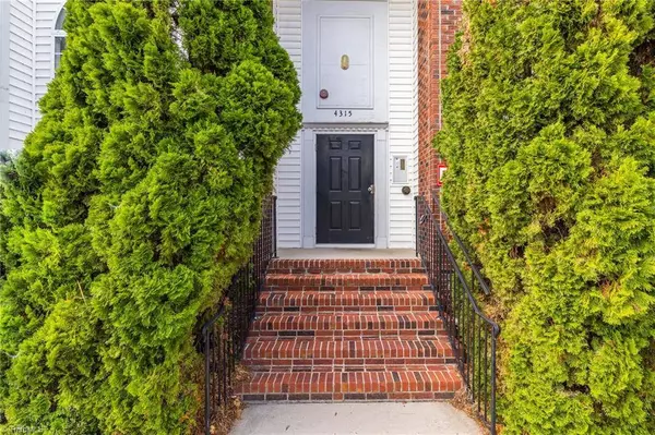 4315 Cedarcroft CT #3B