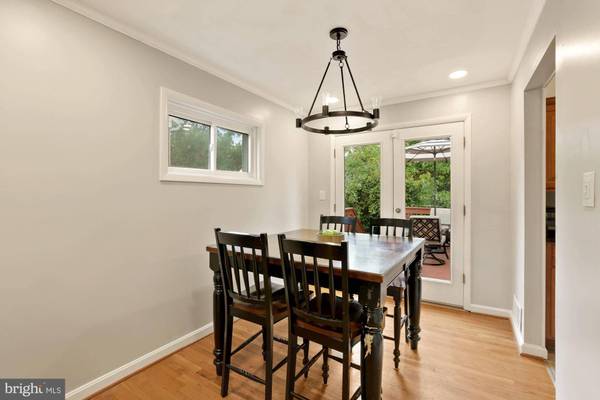 6812 BEACON PL, Riverdale, MD 20737