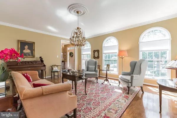 22 STOCKTON DR, Voorhees, NJ 08043