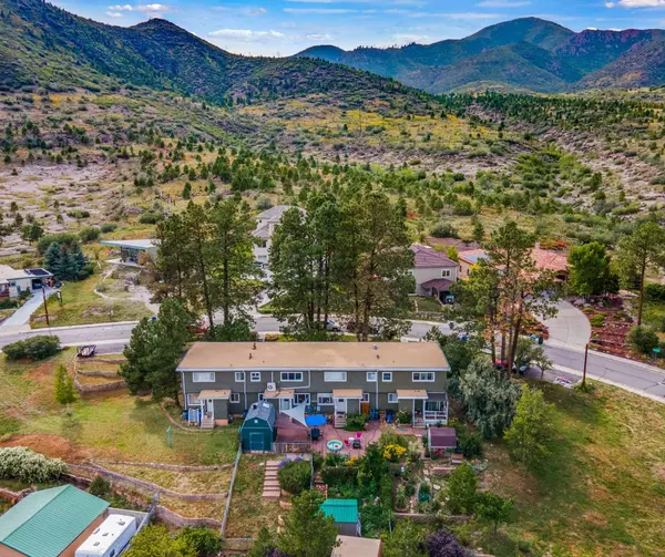 4880 Yucca #B, Los Alamos, NM 87544