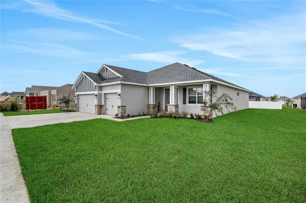 212 WALKERS POINT DR, Auburndale, FL 33823