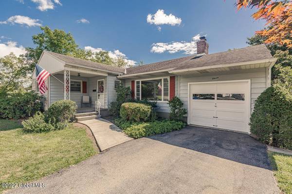 11 Deal Place, Amsterdam, NY 12010, Amsterdam, NY 12010