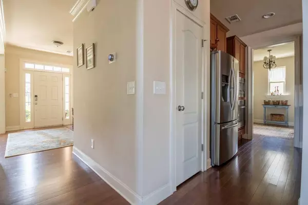 460 Espy ST, Buford, GA 30518