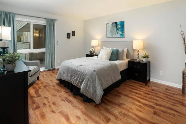1033 Crestview DR 105, Mountain View, CA 94040