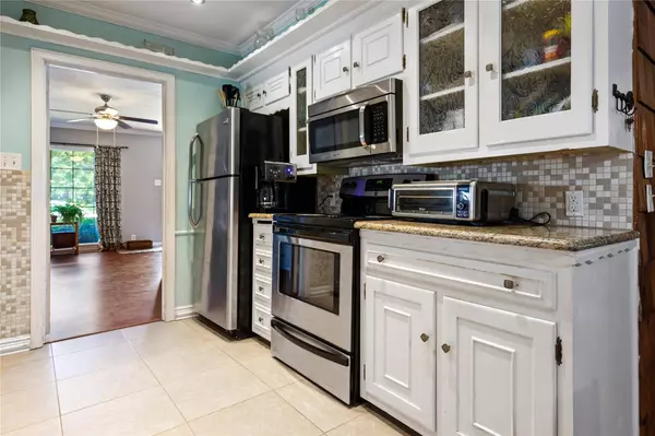 110 S Binkley Street, Sherman, TX 75092