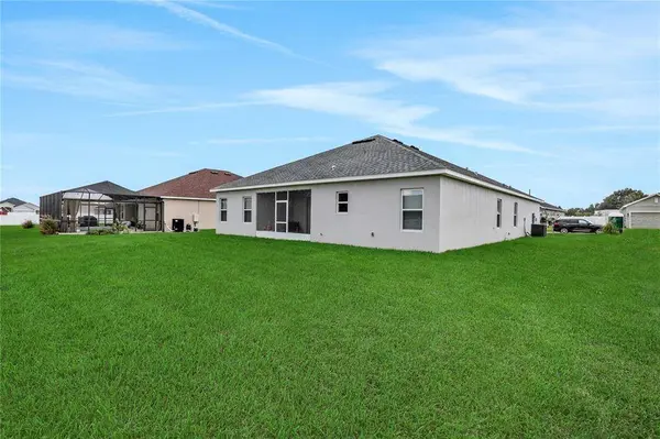 212 WALKERS POINT DR, Auburndale, FL 33823