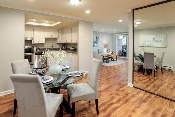 1033 Crestview DR 105, Mountain View, CA 94040