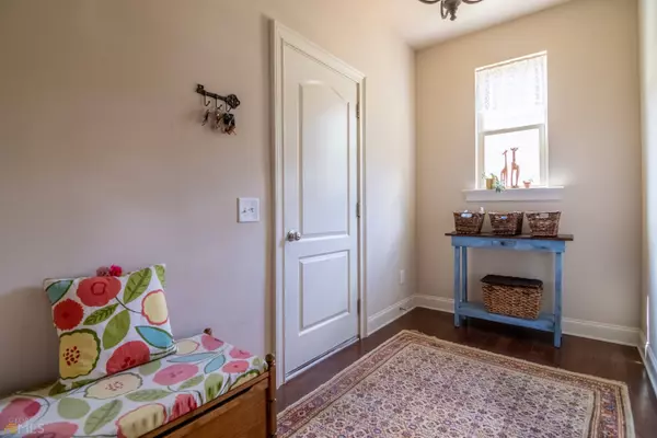 460 Espy ST, Buford, GA 30518