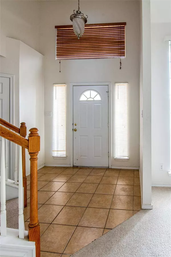 133 Parkview Drive, Saginaw, TX 76179