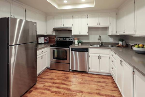 1033 Crestview DR 105, Mountain View, CA 94040