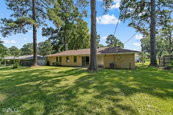 6324 N Inwood Road, Shreveport, LA 71119