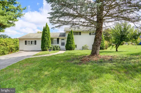 119 DILL RD, York, PA 17404