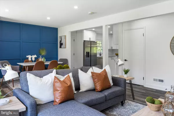 12 E AYLESBURY RD, Lutherville Timonium, MD 21093