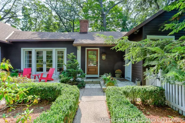 703 Pleasant Street, Saugatuck, MI 49453