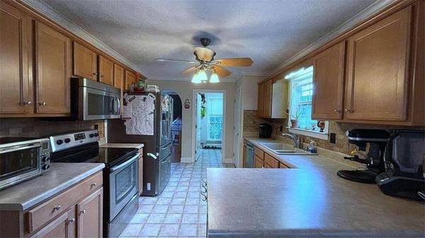 404 Cooper Creek DR, Dallas, GA 30157