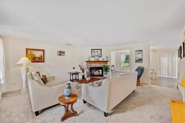 13562 SILVER SPUR CT, Carmel, IN 46032