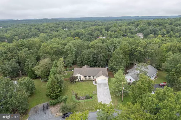 102 SUNSET CIR, Cross Junction, VA 22625