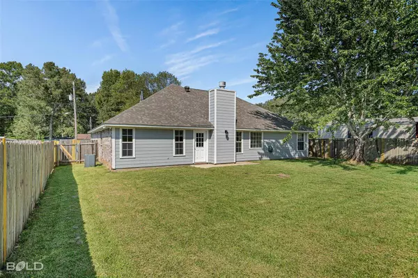 111 N Maple Street, Haughton, LA 71037