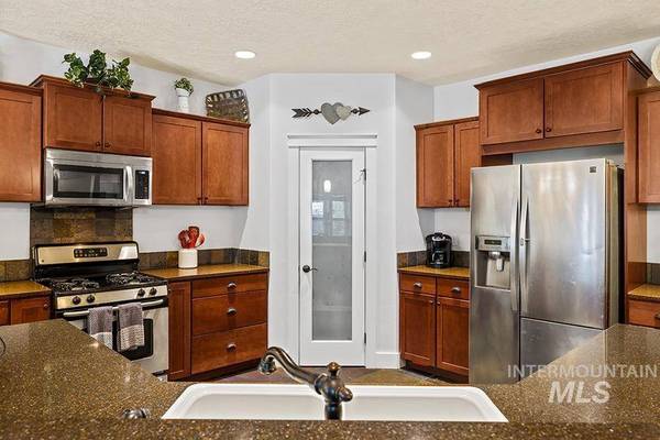 4281 S Varian Ave, Boise, ID 83709